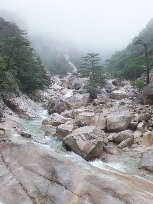 Северная Корея дико предвзято или Как я первый раз влюбился в азиатку