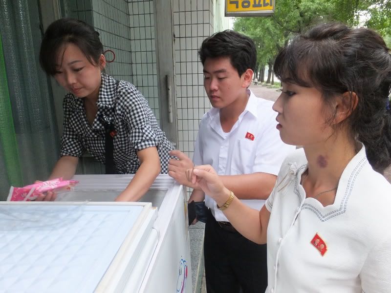 Северная Корея дико предвзято или Как я первый раз влюбился в азиатку