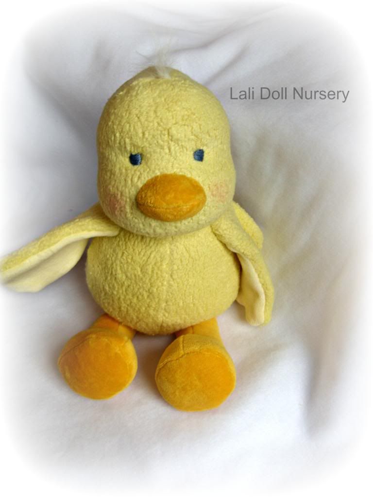Mallary, a Waldorf inspired Duck doll Mallary, a Waldorf inspired Duck doll