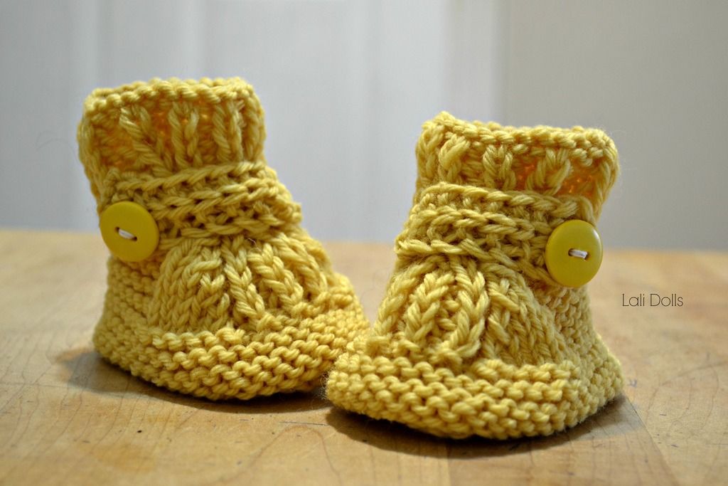Knitted doll booties Knitted doll booties