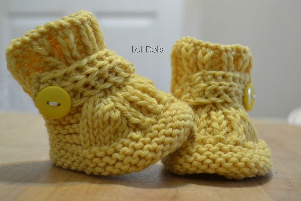Knitted doll booties