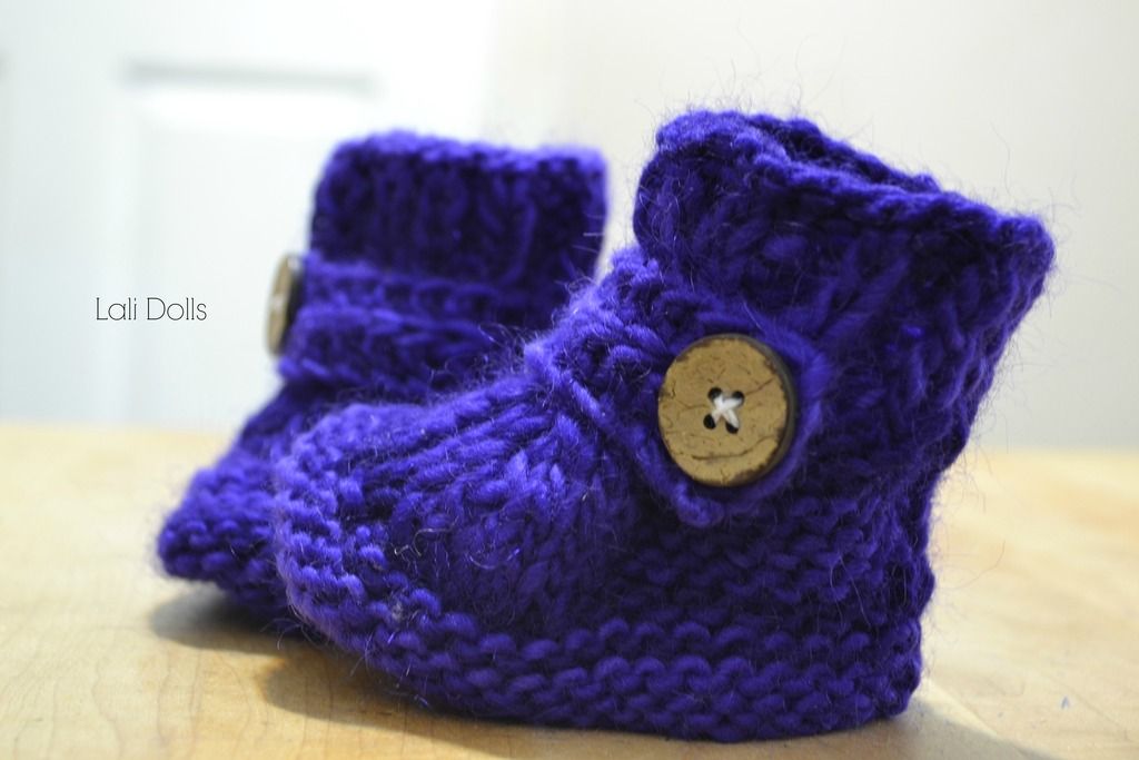 Purple knitted booties