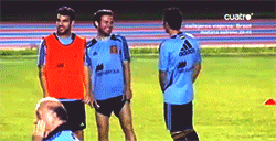  photo tumblr_motoob4XFU1qbwxd4o3_250_zps4cffc74c.gif