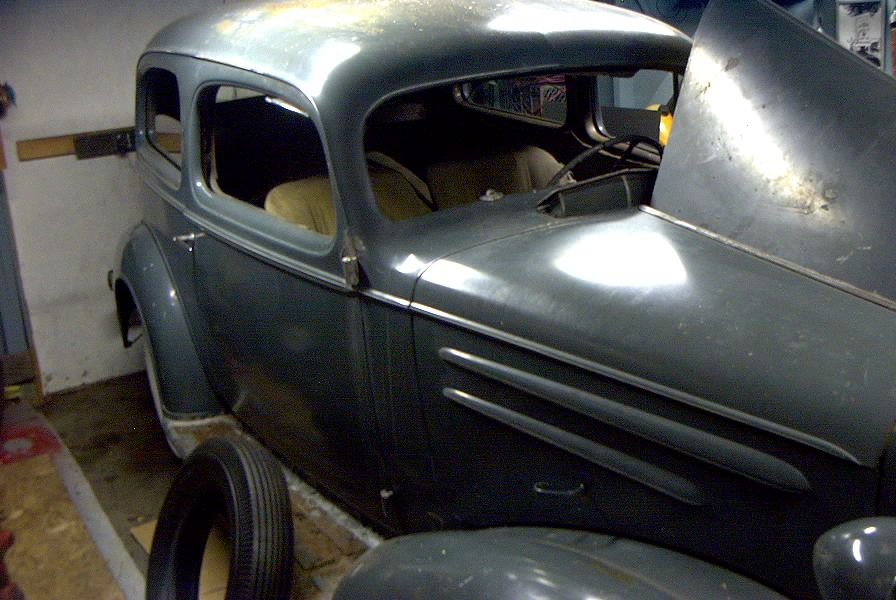 [Linked Image from i1257.photobucket.com]