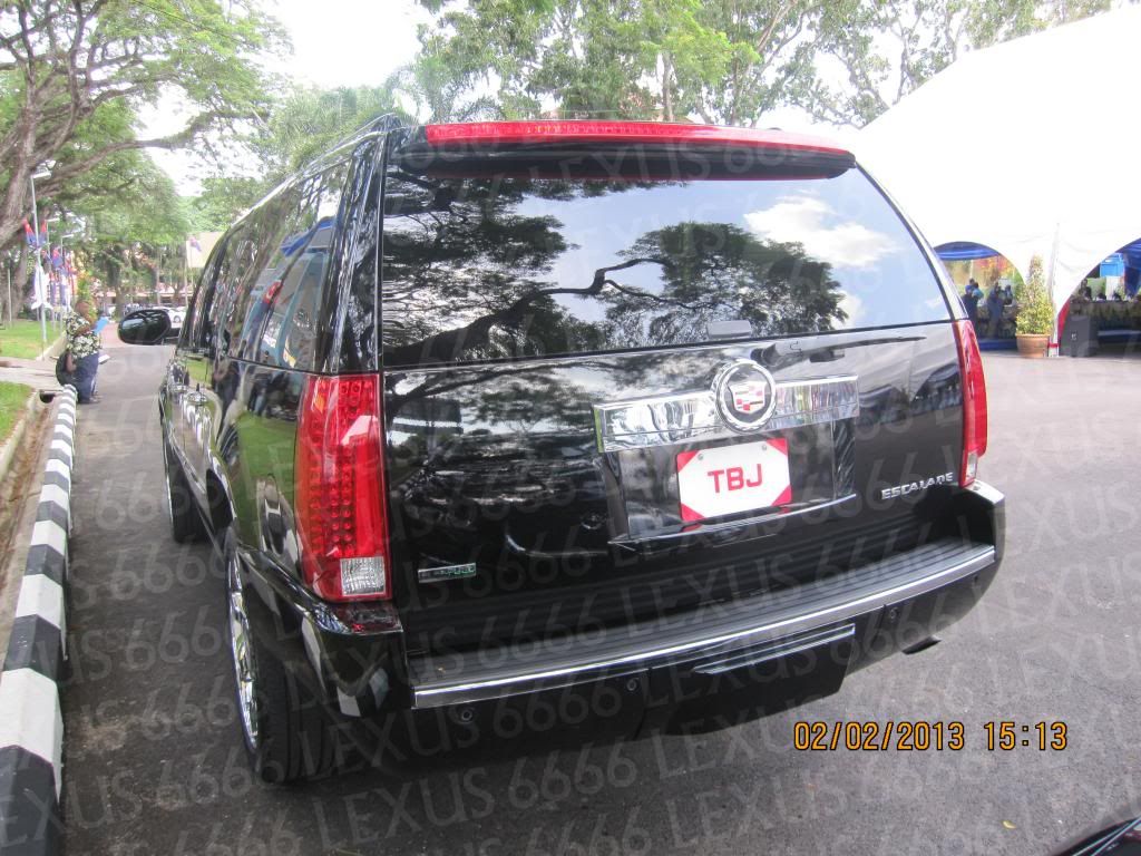 EscaladeTBJMuar2_zps250c046b.jpg