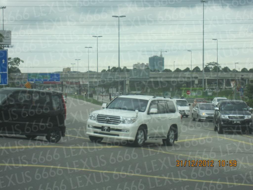 JNB9HwayTebrau_zpsfaeb266a.jpg
